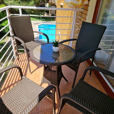 Siófoki Beach Apartman Bagian luar foto