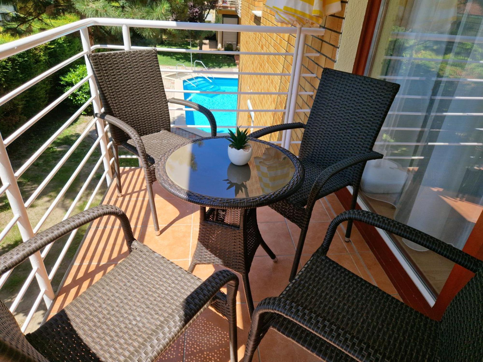 Siófoki Beach Apartman Bagian luar foto