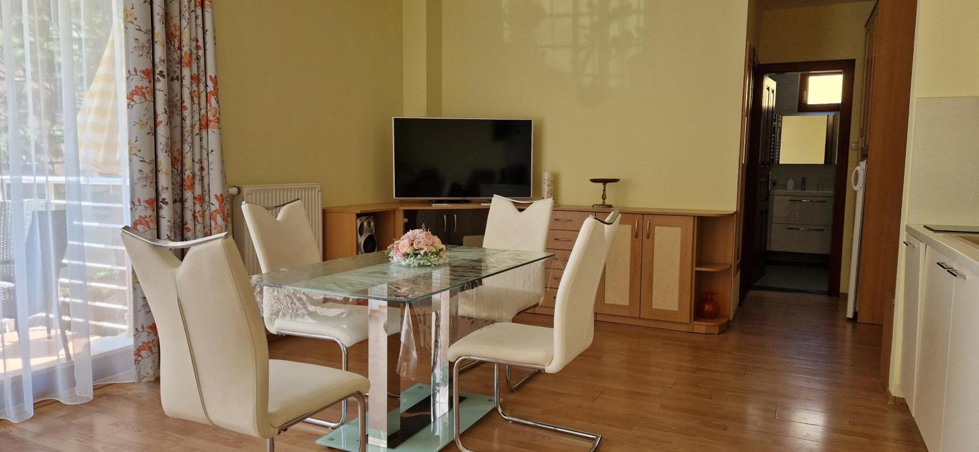 Siófoki Beach Apartman Bagian luar foto