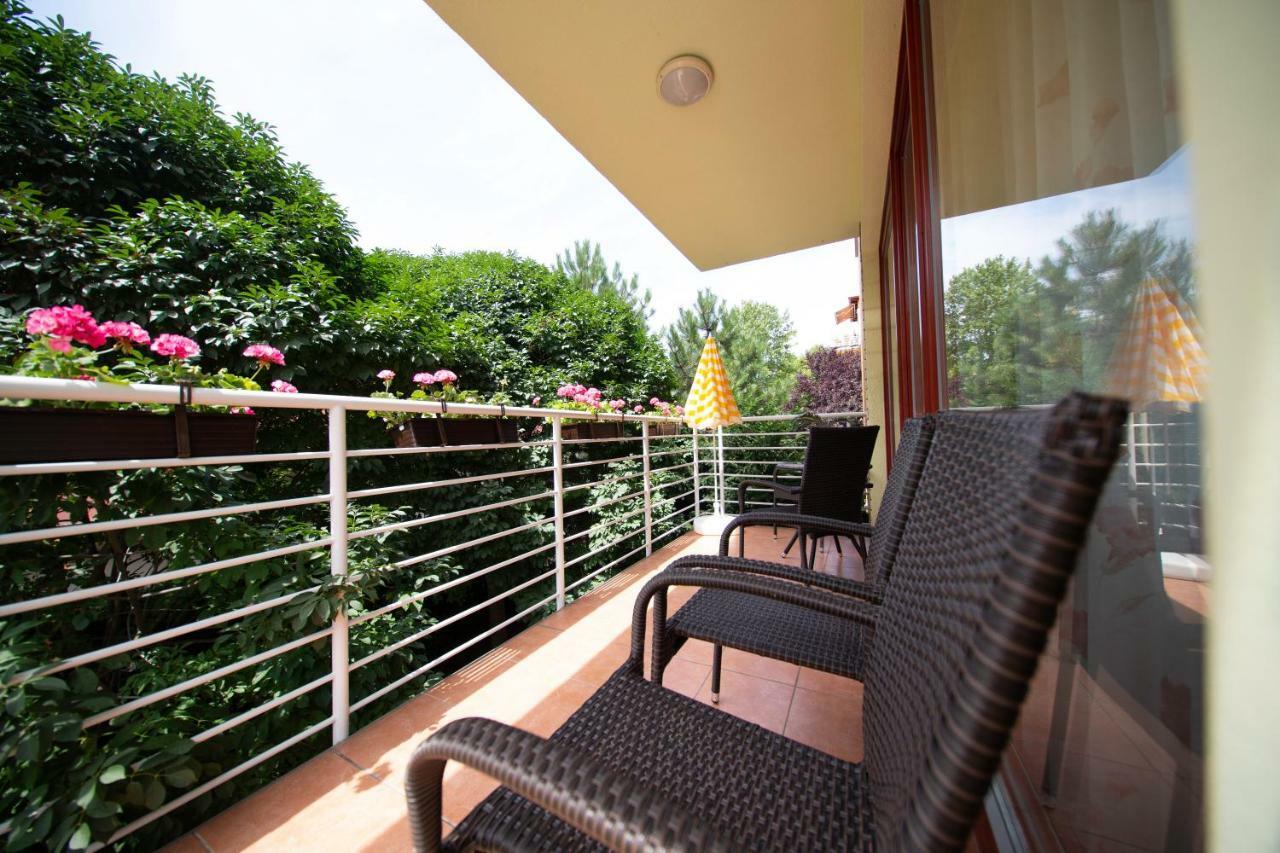 Siófoki Beach Apartman Bagian luar foto